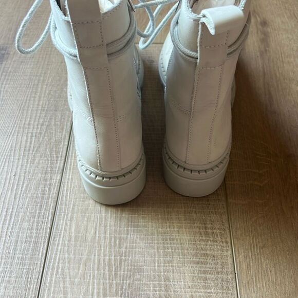 Steve Madden Clean Slate Combat Boot White US 8 - Picture 4 of 12